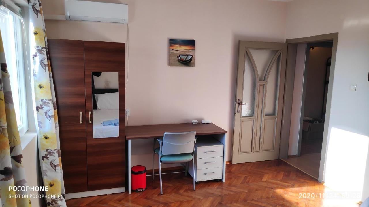 Unique Location Apartment With Parking Burgas Exterior foto